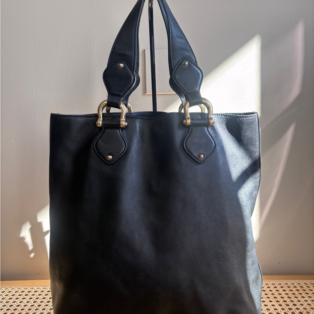 Gucci Creole black Leather tote with iconic horsebit, gold hardware